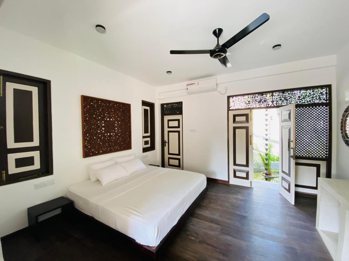Thaprobana Villa Tangalle - Private Villa Extérieur photo