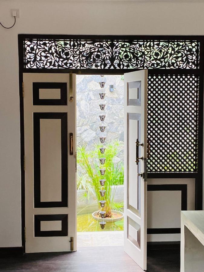 Thaprobana Villa Tangalle - Private Villa Extérieur photo
