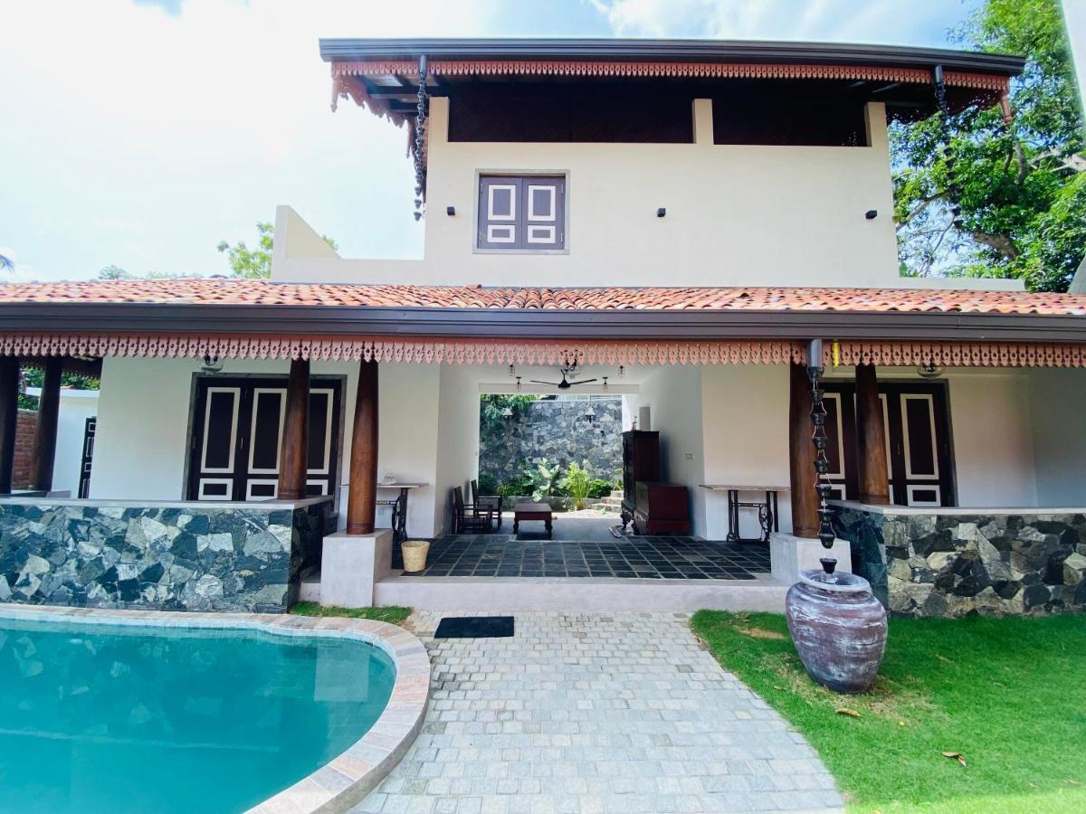 Thaprobana Villa Tangalle - Private Villa Extérieur photo